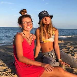 Meet your Posher, Ellie